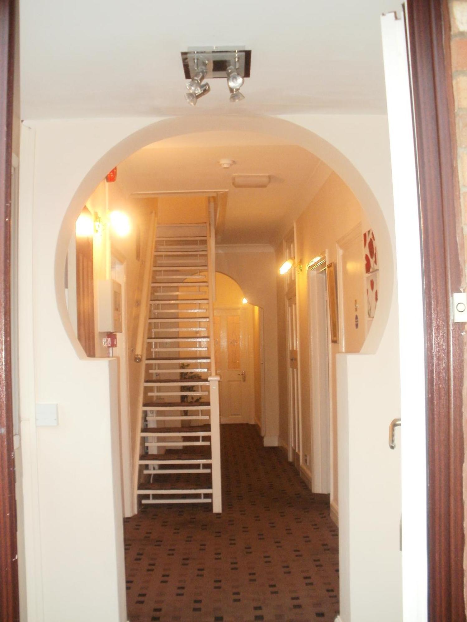 London Heathrow Guesthouse ヒースロー エクステリア 写真